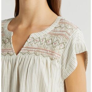 *Lucky Brand Women’s smocked striped Blouse Size Medium